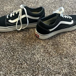 Vans old skool sneakers, back with white stripes, size 7.5